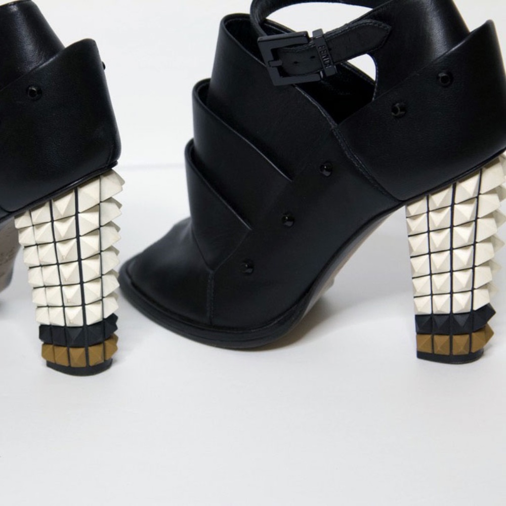 Fendi Black Leather Spiked Heel Booties - Picture 2 of 8